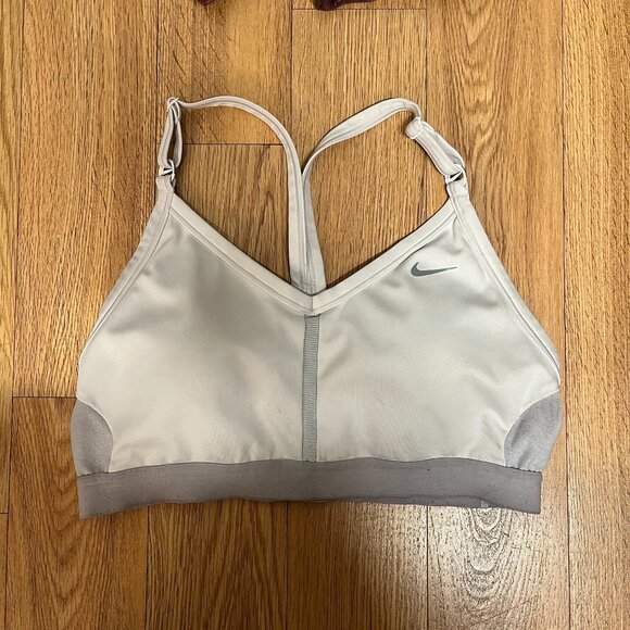 Nike Indy Women's Light-Support Padded V-Neck Sports Bra, White Color, Size L - Picture 1 of 3